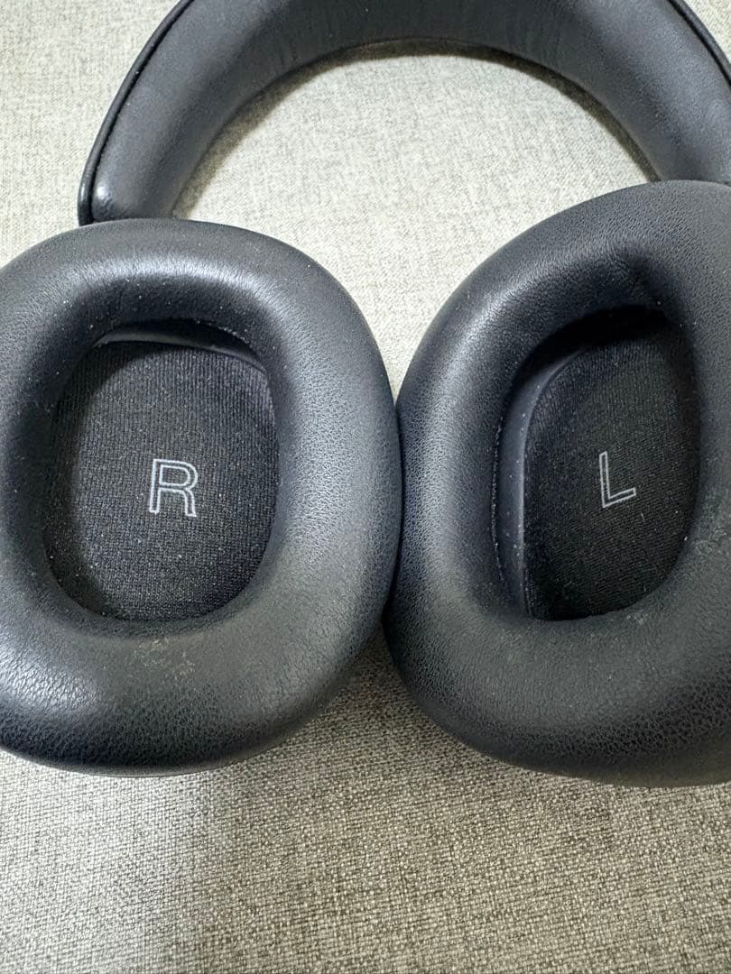 Bowers & Wilkins PX8 ワイヤレスヘッドホン ブラック