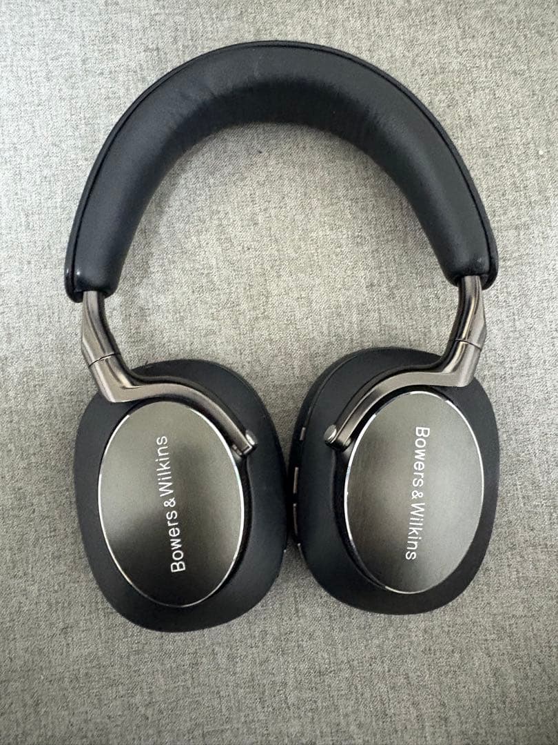 Bowers & Wilkins PX8 ワイヤレスヘッドホン ブラック