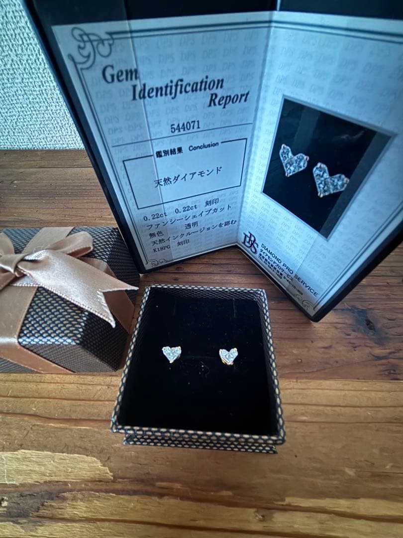 k18ダイヤモンドハートピアス