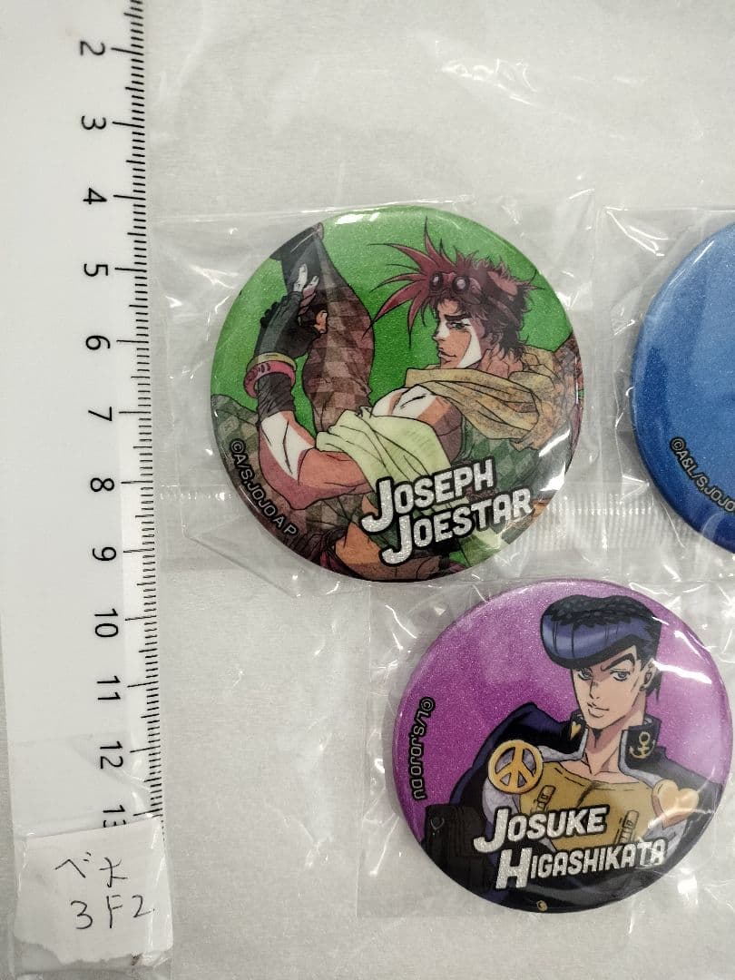 ジョジョの奇妙な冒険 缶バッジセット　仗助　空条承太郎　ジョセフジョースター
