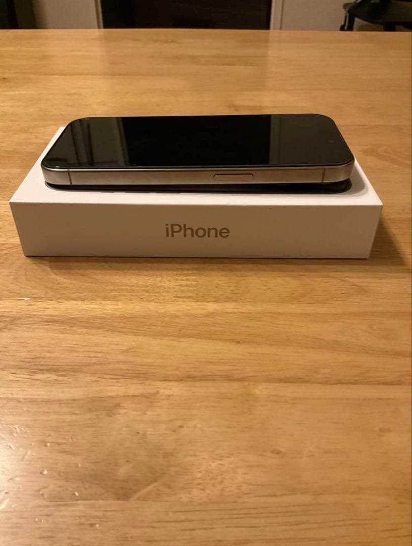 iPhone 15 Pro 128GB ナチュラルチタニウム