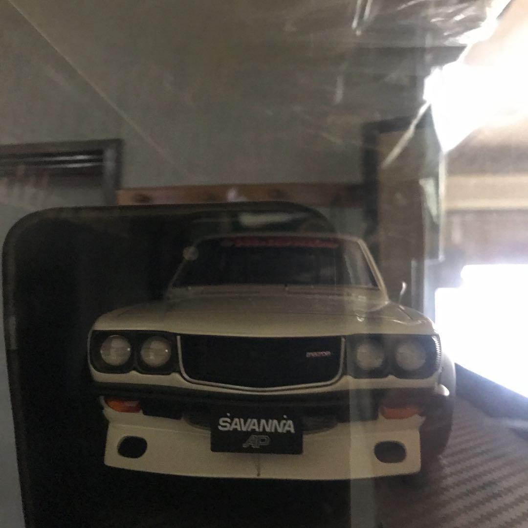 1/18 MAZDAサバンナ
