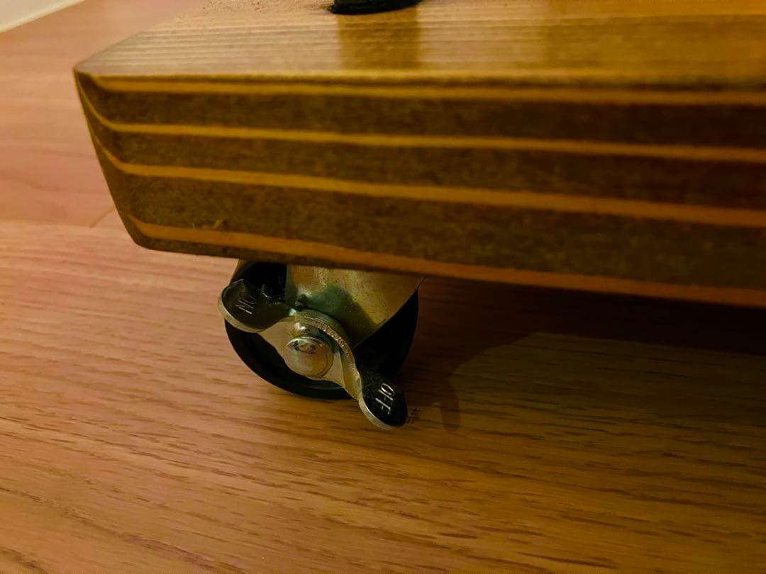 【売り切り】木製4段棚キャスター付