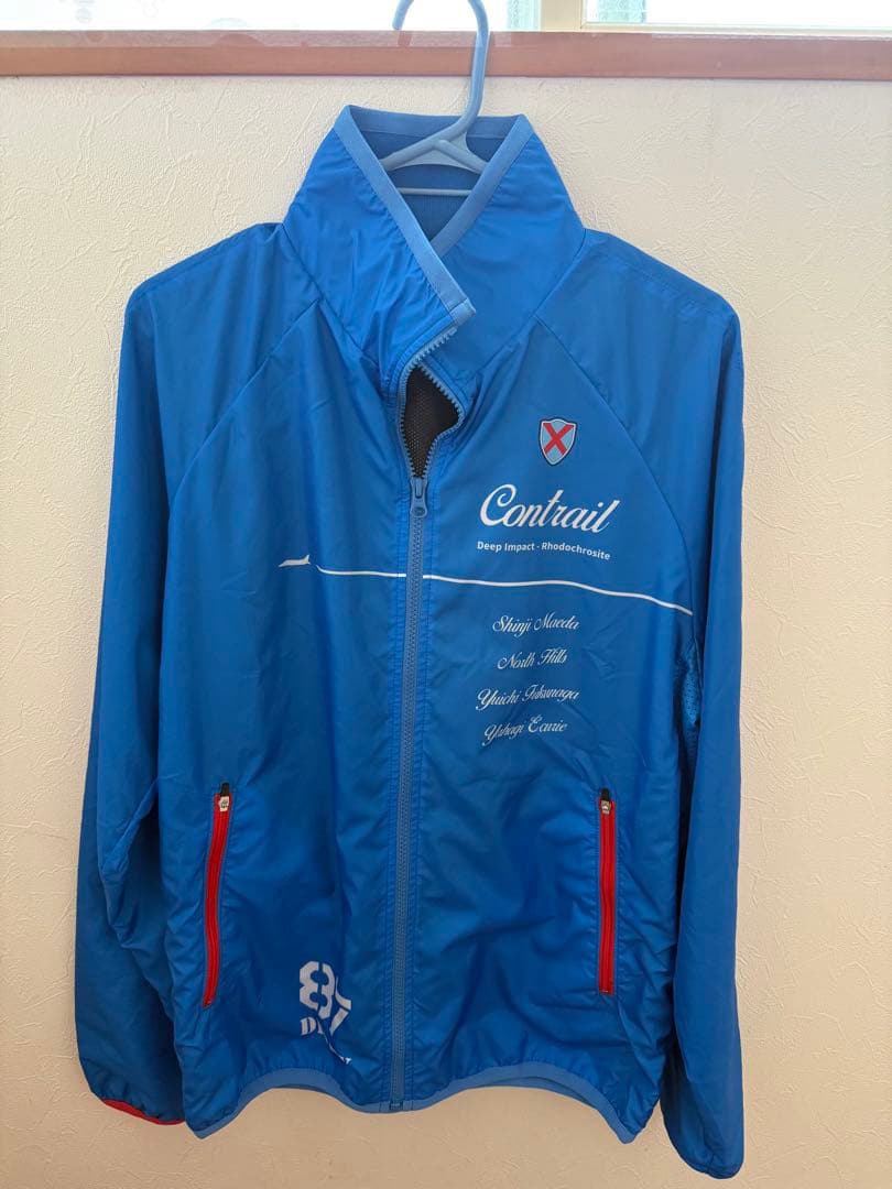 コントレイル　ブルゾン