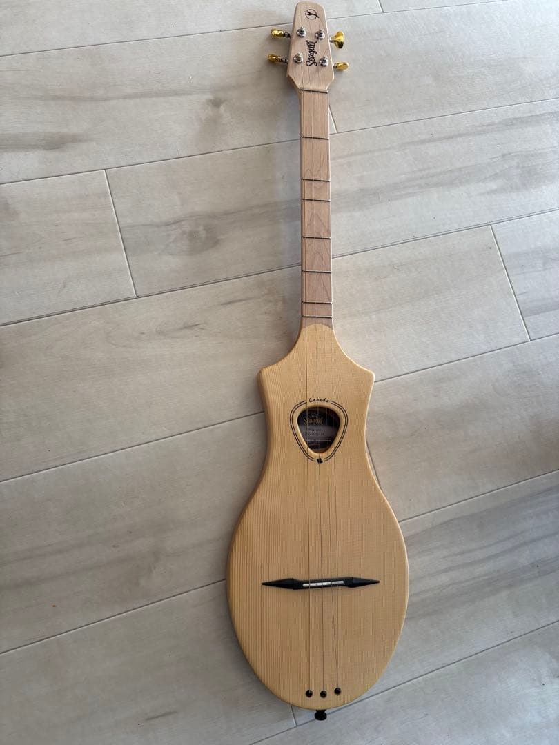 シーガルマーリン４弦ギター