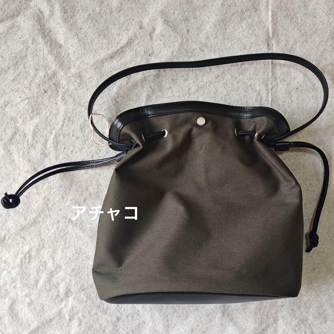 TOUT Y EST トートバッグ グリーン