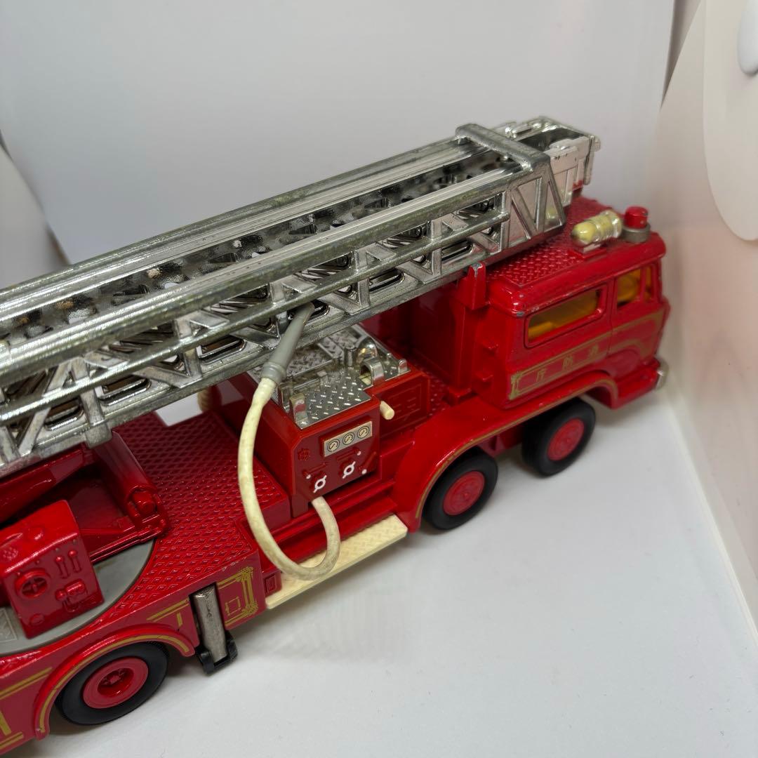 トミカダンディ 日野 はしご車 日本製 最初期版 激レア