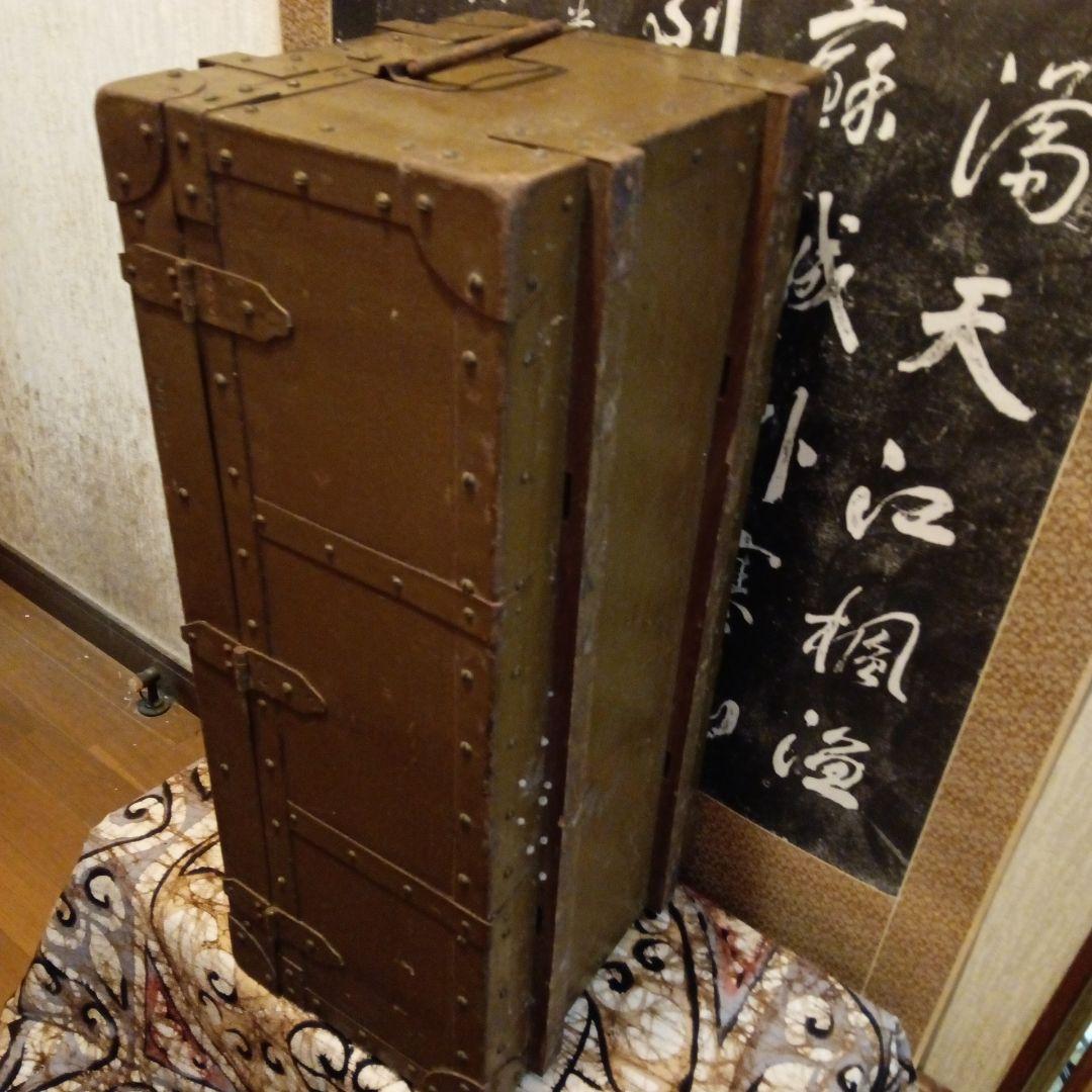 旧日本帝国陸軍稀少レア日清日露〜太平洋戦争当時物重厚古鉄金具留付木製軍装備軍隊箱