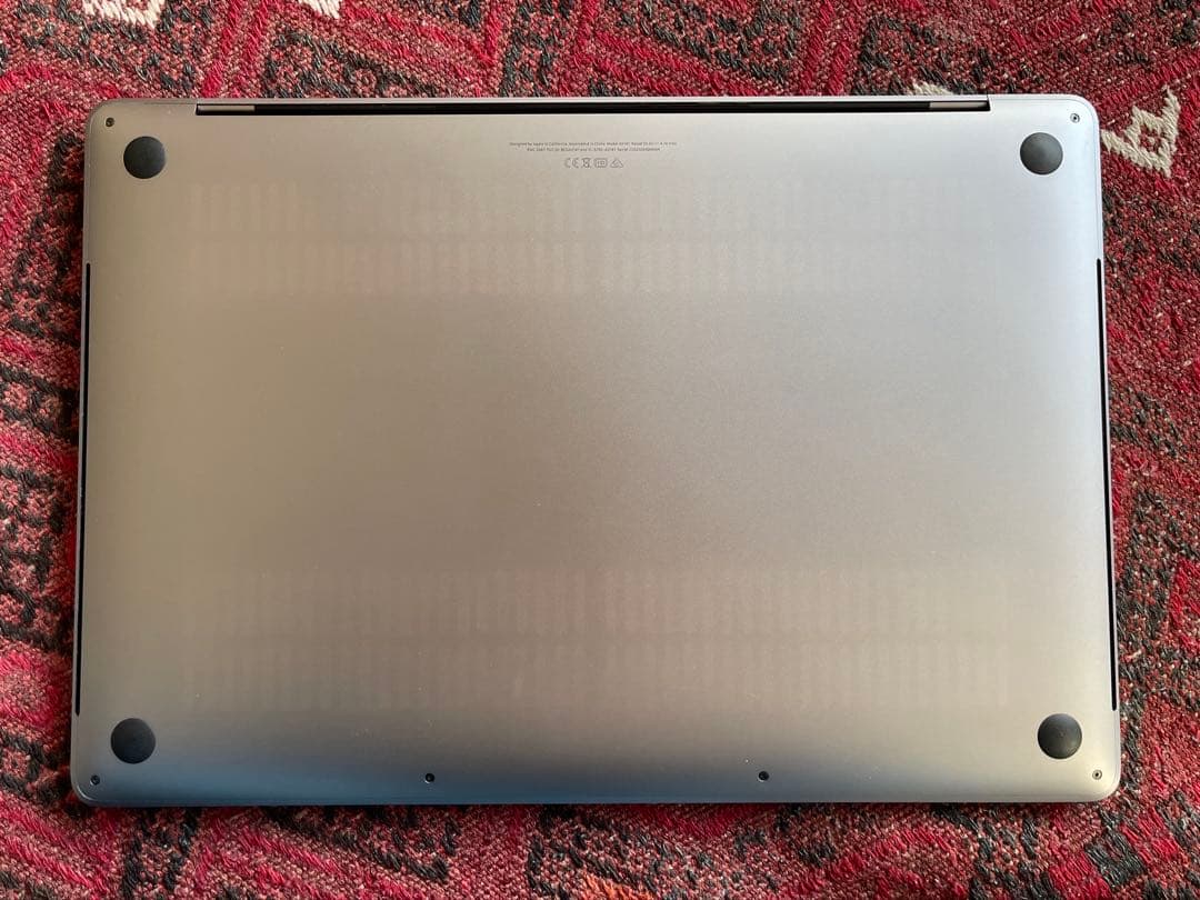 MacBook Pro 2019 16インチ　32GB 1TB おまけ付き