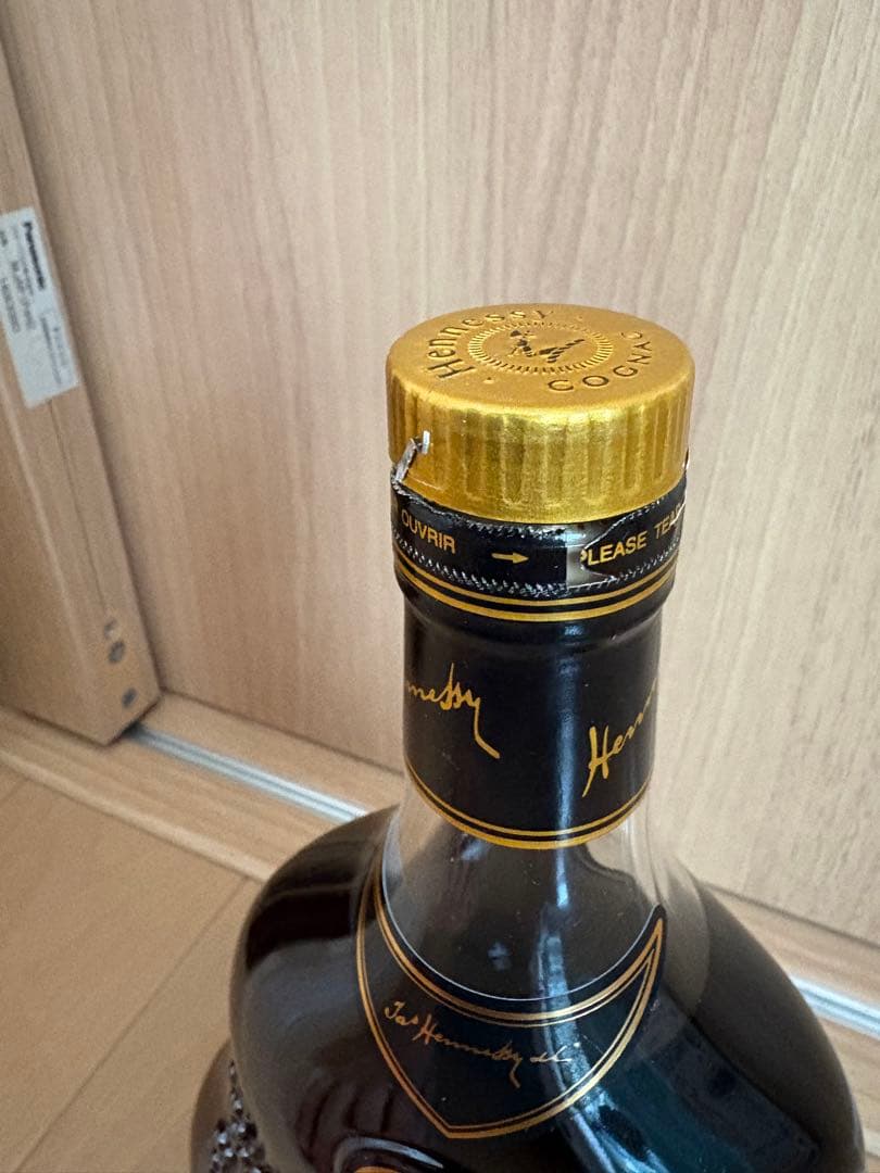 Hennessy XO コニャック 700ml 金キャップ 限定ラベル