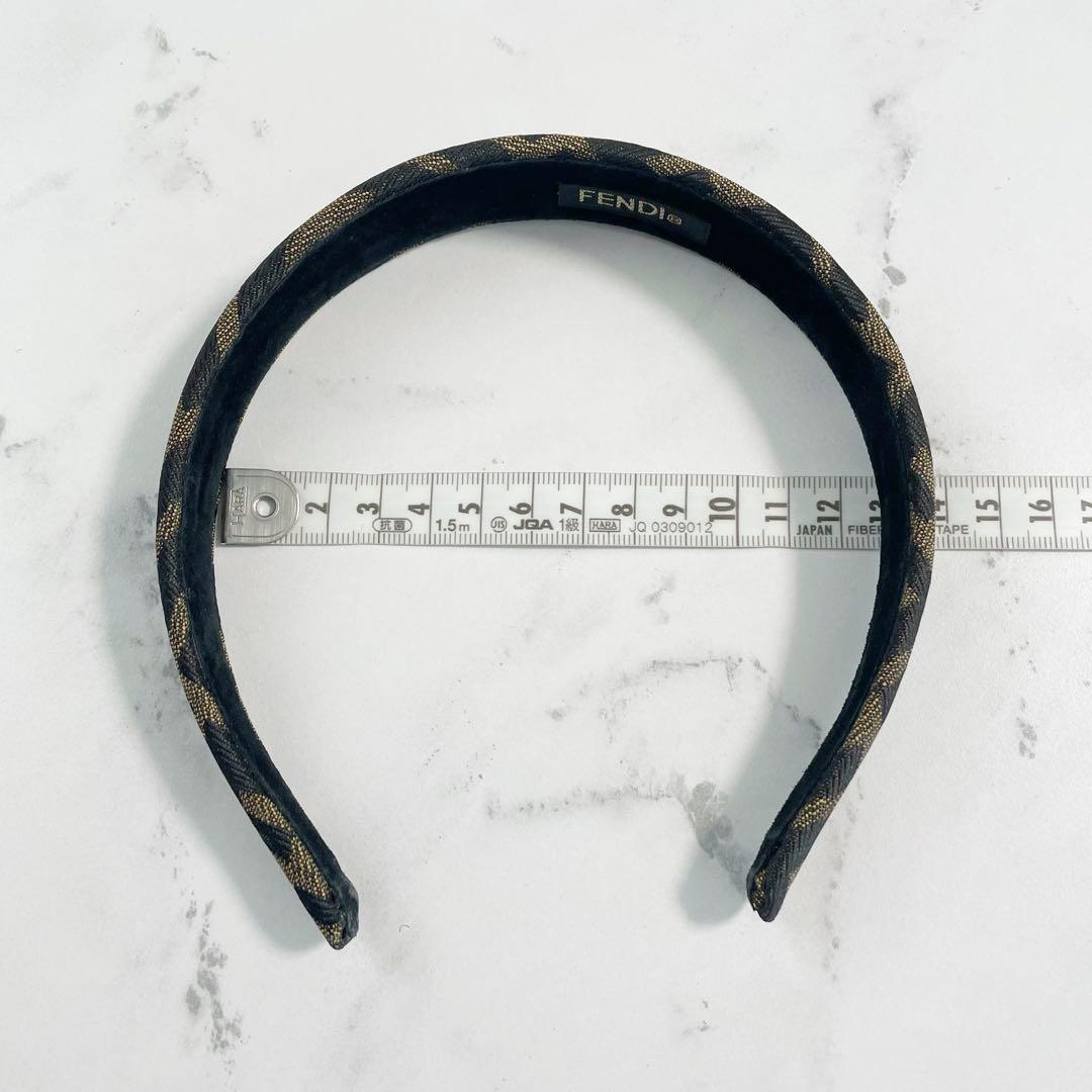 FENDI　フェンディ　カチューシャ　ズッカ柄　ヘアアクセサリー　ヘアバンド