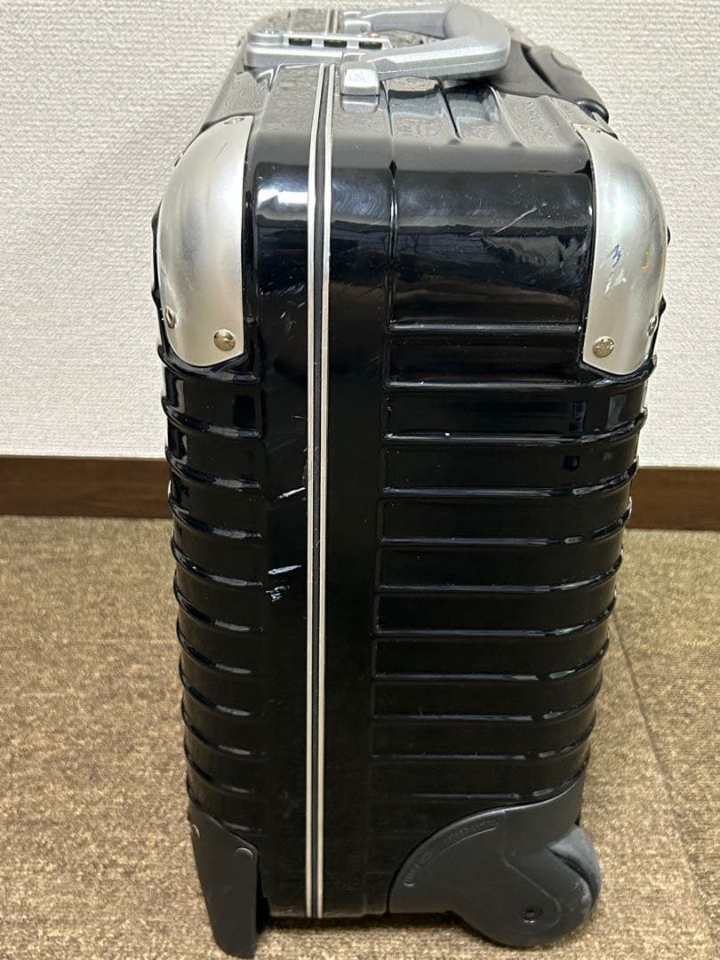 RIMOW リモワ　リンボ