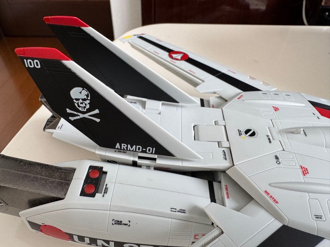 倉庫保管　バンダイ VF-1S VALKYRIE ムービーエディション