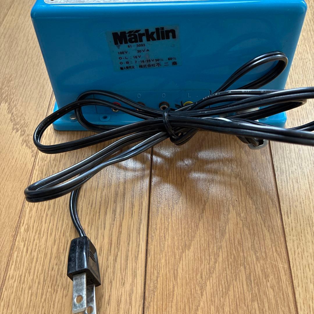 メルクリン 6620 トランス + ポイント両渡り可能引込線付複線オーバルセット