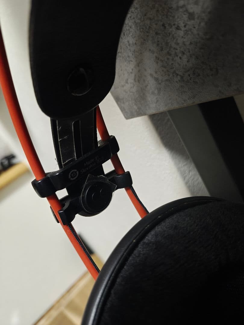 k712pro 中古【ヘッドサイズ調整破損あり】