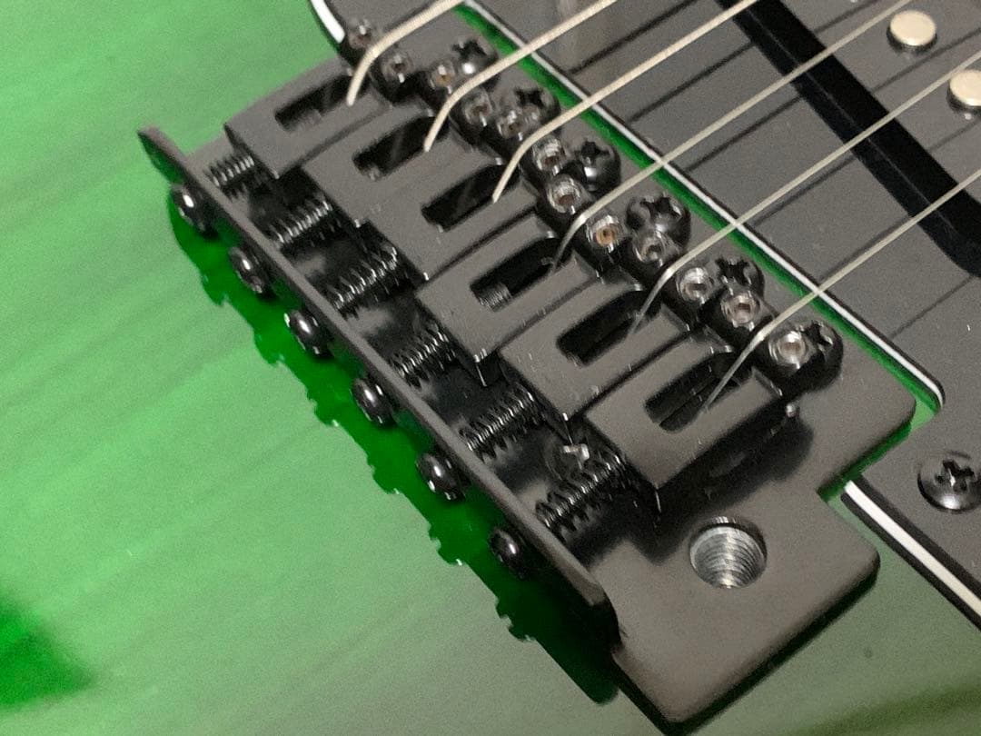 SELDER セルダー ストラトキャスター タイプ エレキギター 黒 緑 igb