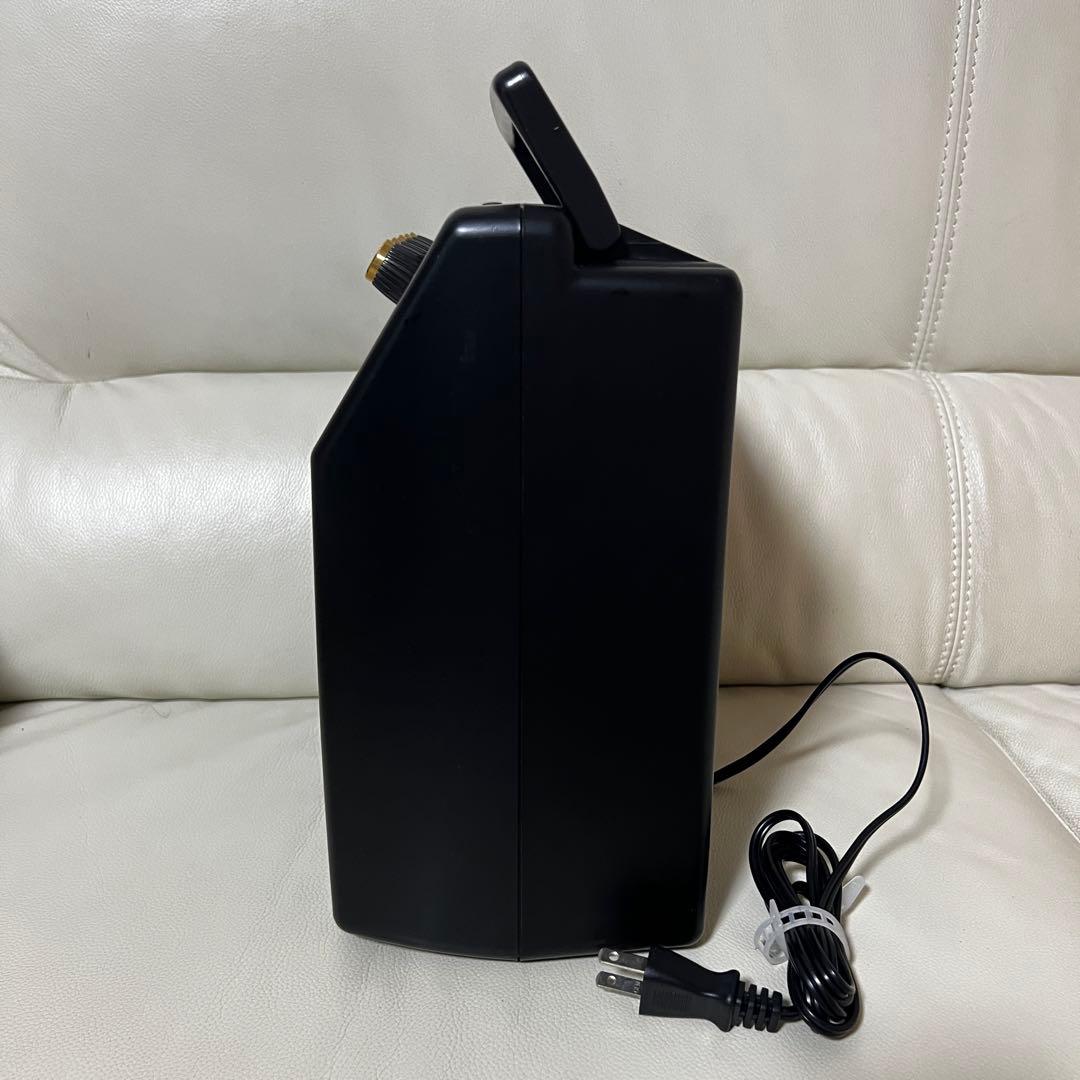 セミナーや会議で活躍。マイク付きスピーカー(2mマイクコード付けます)