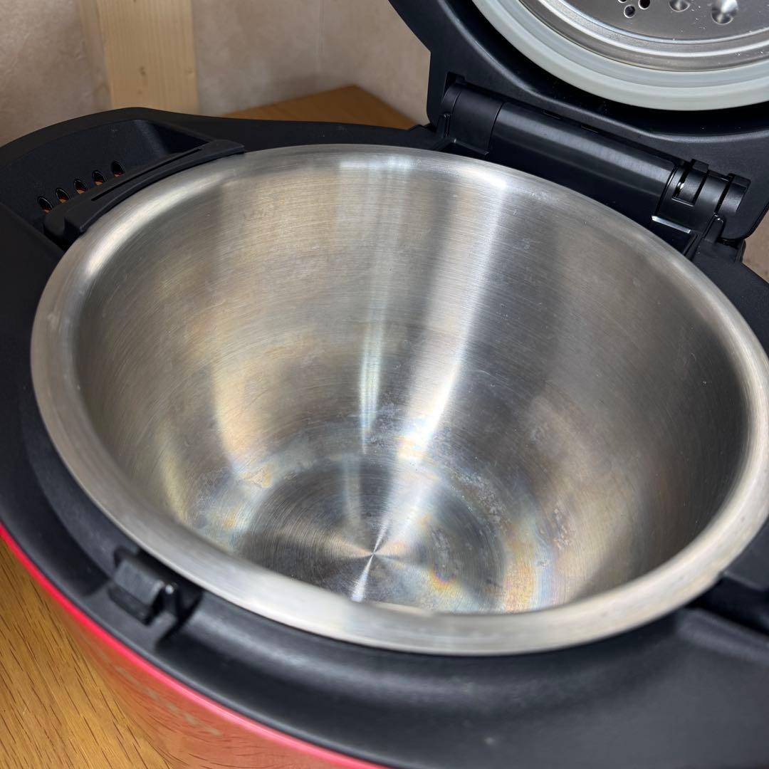 【美品】ヘルシオ ホットクック KN-HW24E　レッド　水なし自動調理鍋
