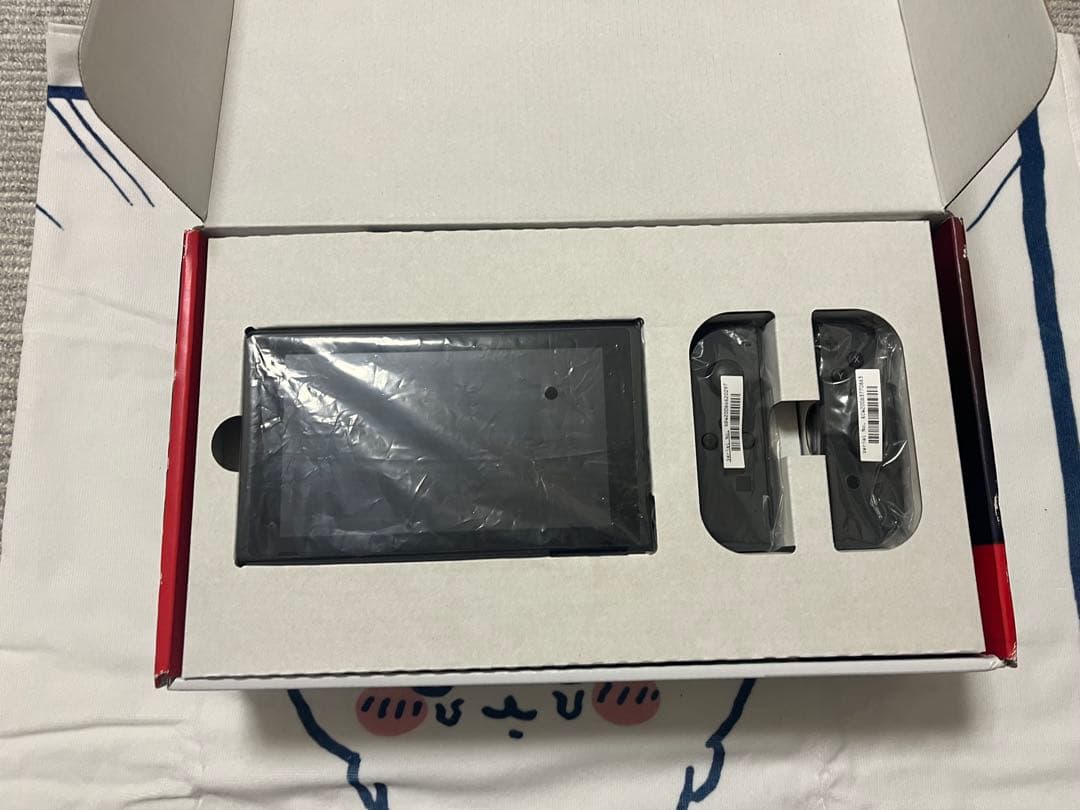 Nintendo Switch 本体 + プロコン+ ゲームソフト2個