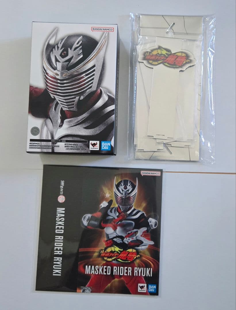 【計3点】真骨彫 仮面ライダー龍騎 スリーブ ディスプレイスタンド 真骨頂