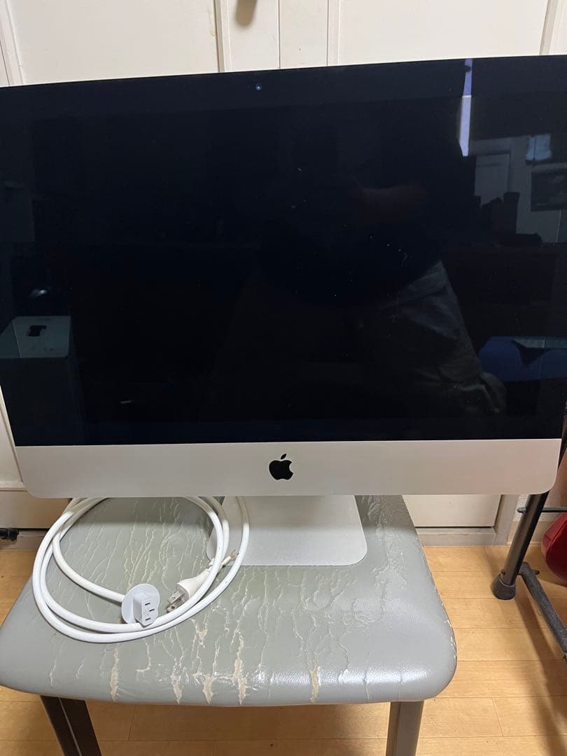 iMac 21.5インチ 2.8GHz 8GB 1TB core i5 2015