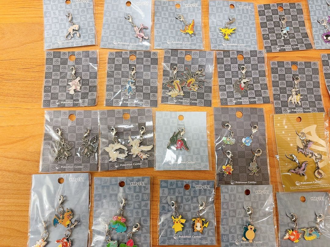 ポケモン全国図鑑　メタルチャーム　大量セットまとめ売り　未開封