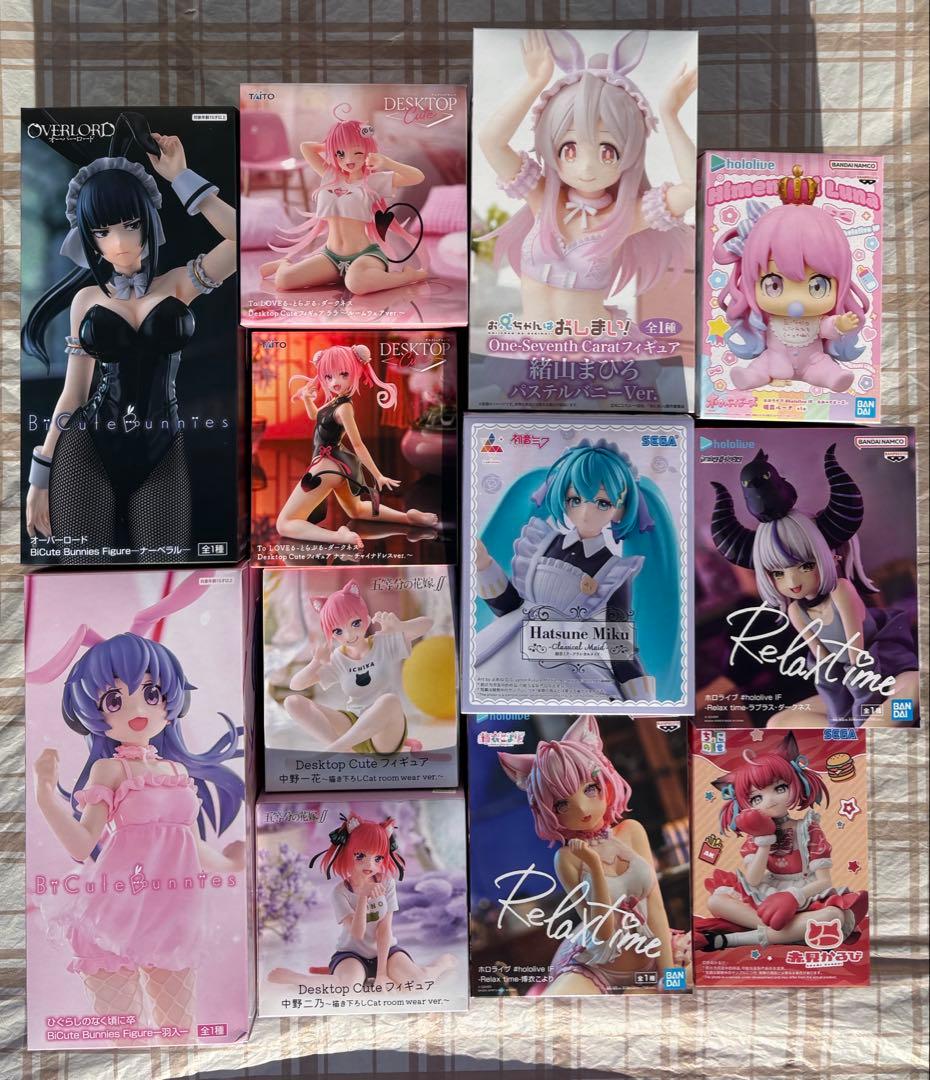 最新 他　人気　美少女　プライズフィギュア　12点まとめ売り　ホロライブ　バニー
