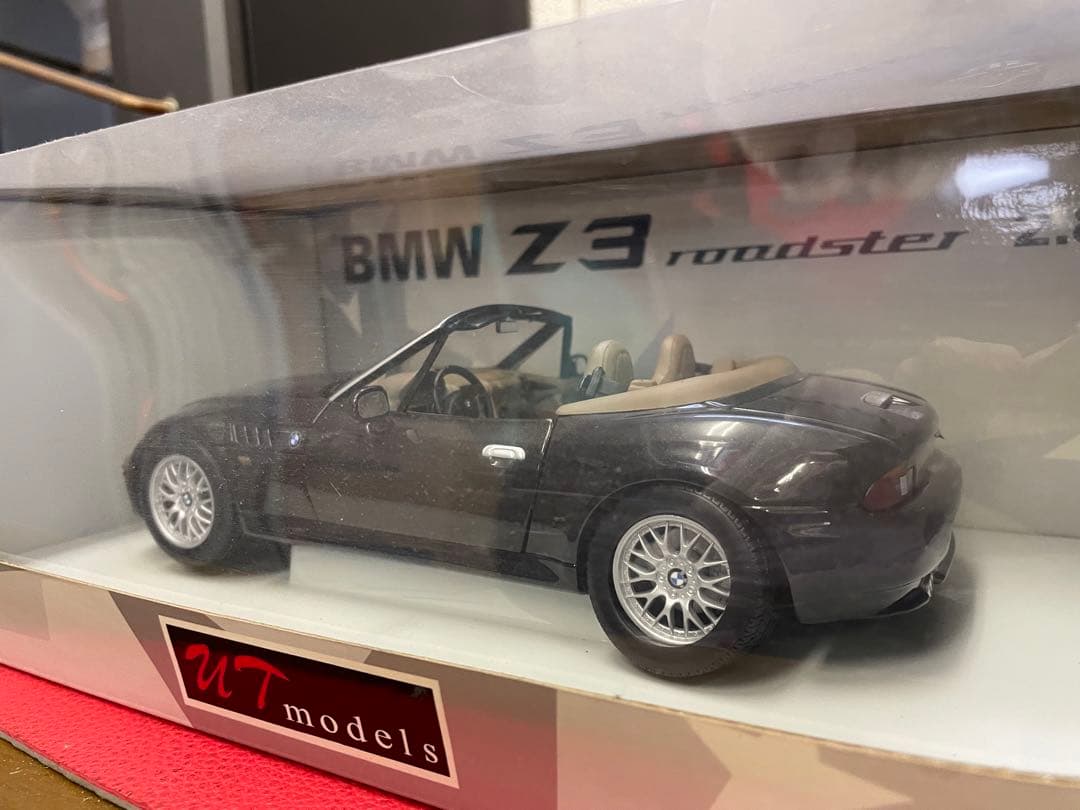 UTモデル　BMW Z3ロードスター