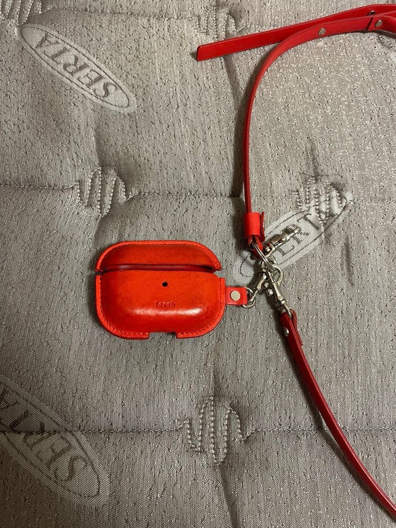 イヤホン heres sublations AirPods Pro CASE