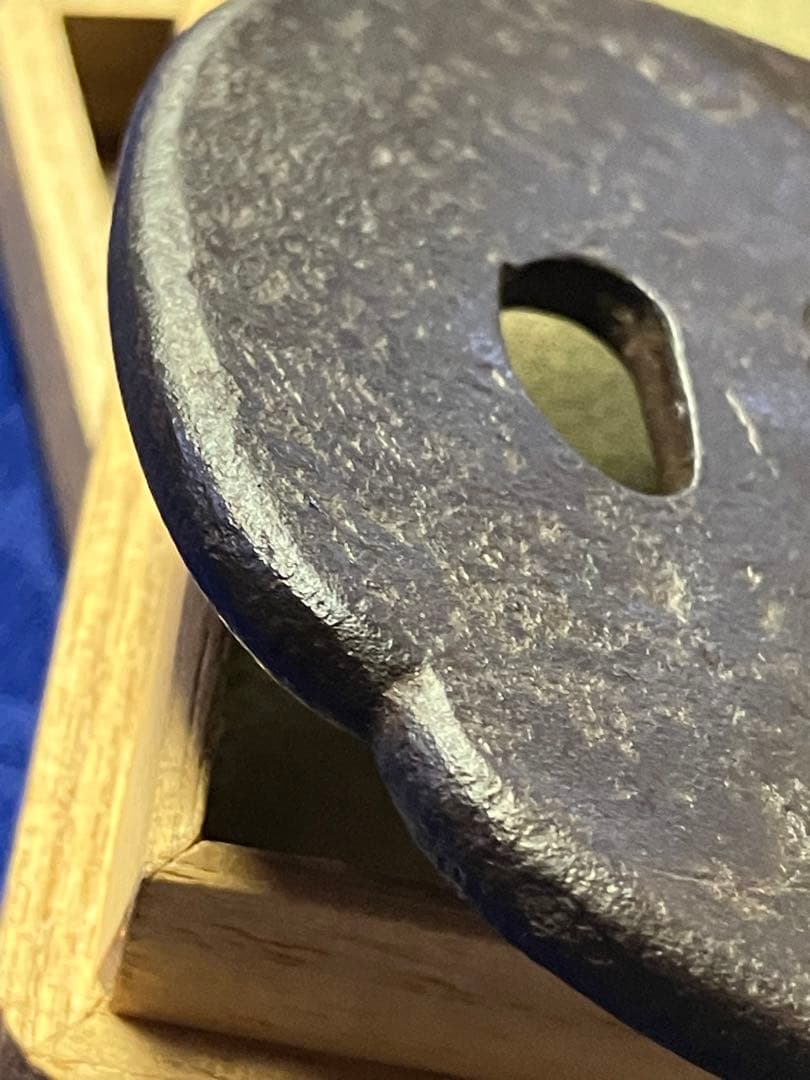 鍔　大刀鍔　日本刀　時代物　金銀象嵌　太公望　武具　刀