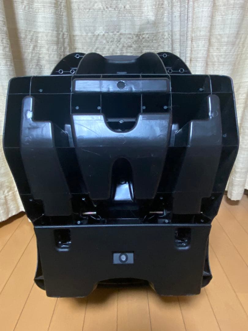 極美品　Combi チャイルドシート ウィゴーロングBD 限定モデル　廃盤品