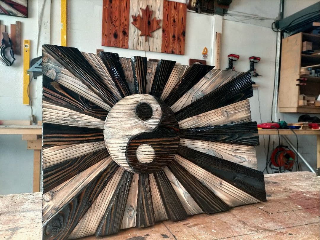 木製タペストリー