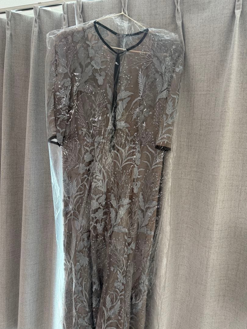 Leja 刺繍レース配色パイピングショルダーフリルドレス