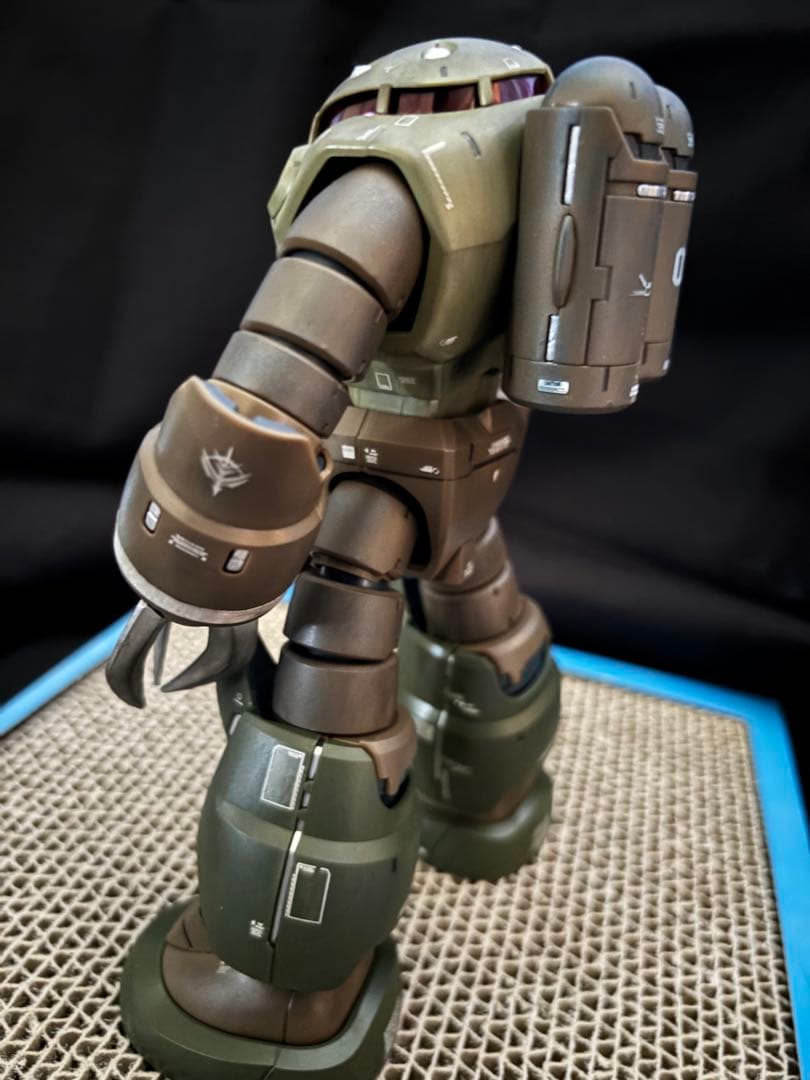 ズゴック (ユニコーンカラーVer )完成品 ガンプラ プレミアムバンダイ