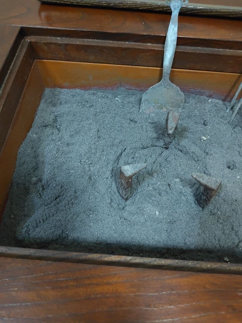 長火鉢　火鉢　囲炉裏座卓 　 ローテーブル 鉄器類は全て込みです