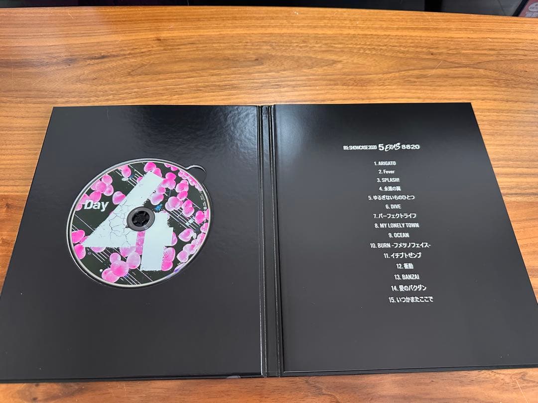 ミュージック 5 ERAS 8820 B'z SHOWCASE 2020