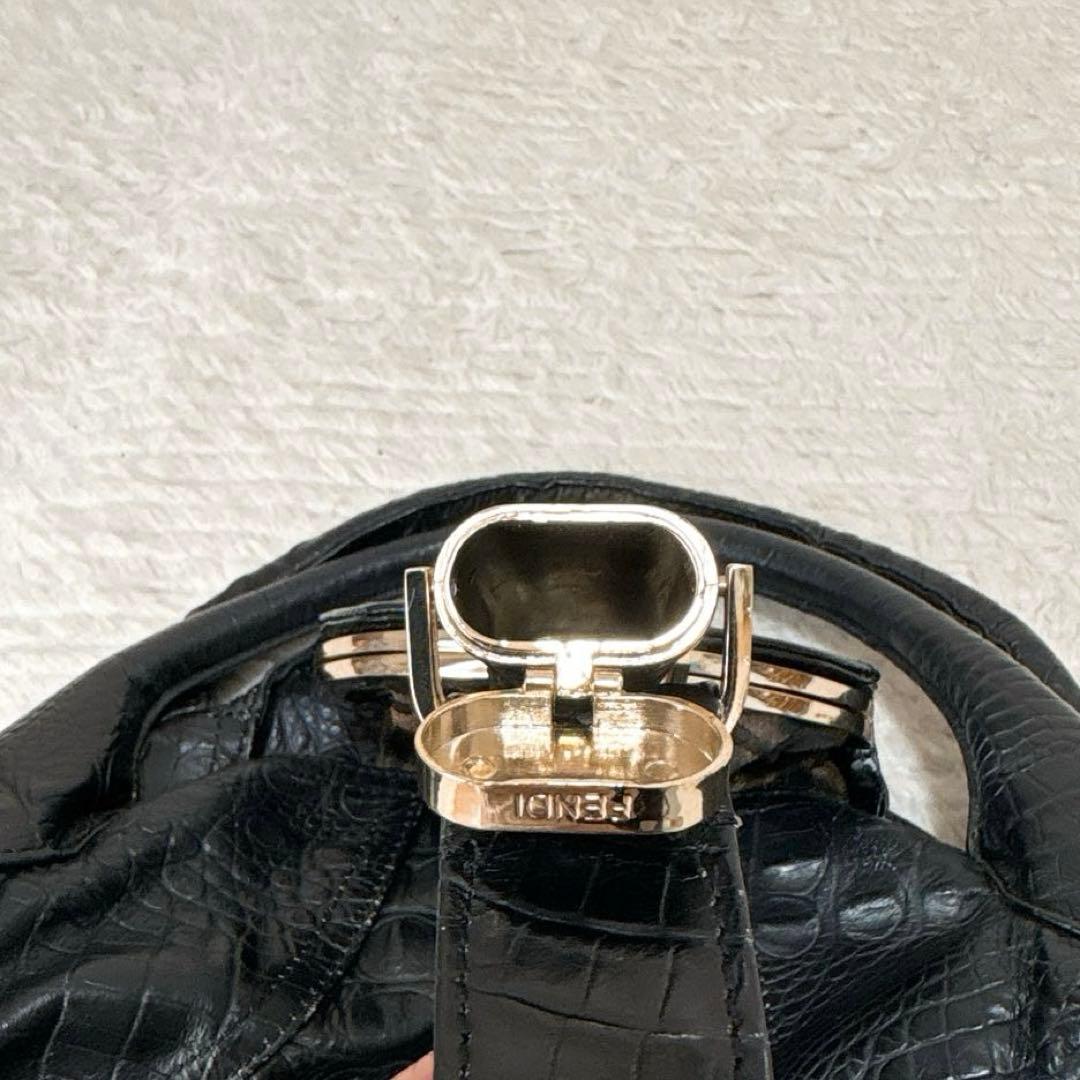 FENDI フェンディ スパイバッグ クロコ型押しレザー ブラック
