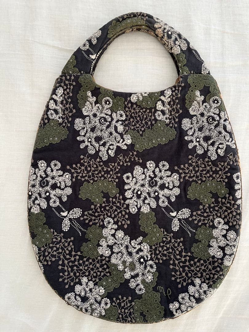 1/22本日まで　ミナペルホネン エッグバッグ　happy camouflage