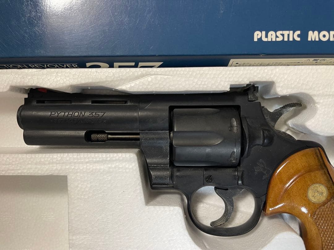 タイトー　コルトパイソン　4インチ　HW 木製グリップ付き　モデルガン