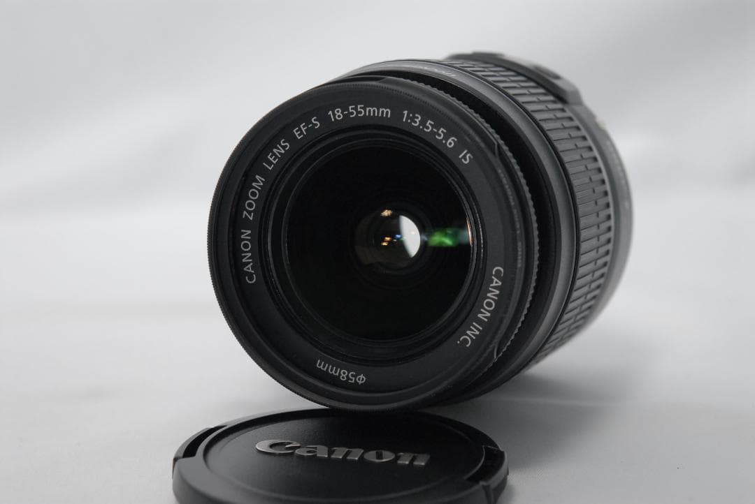 【美品】キャノン Kiss X2★一眼レフカメラ★入門機 Canon