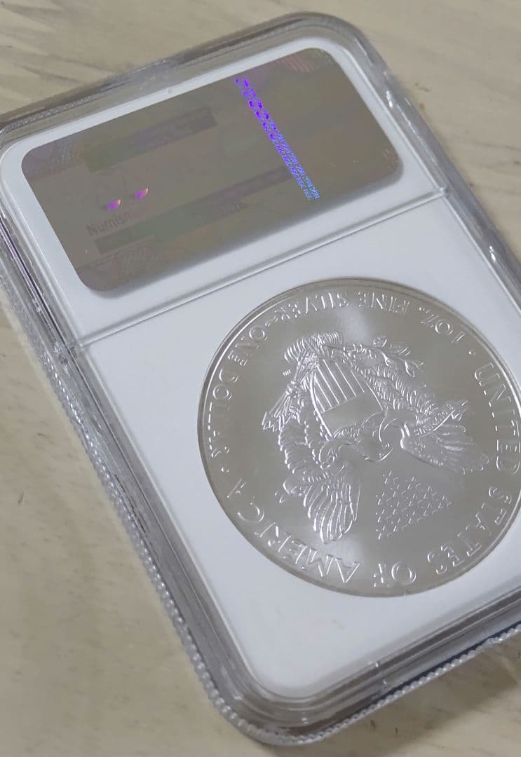 1オンス銀貨　イーグル銀貨2010年NGC MS70