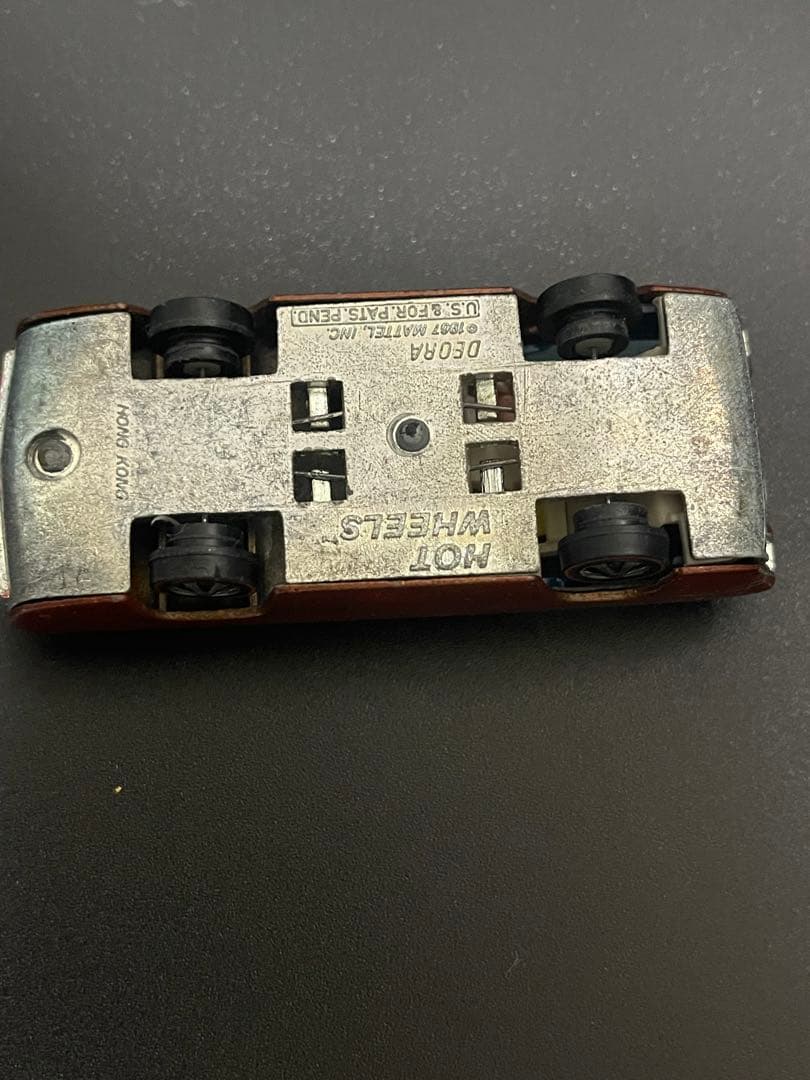 ミニカー Hot wheels Redline Deora