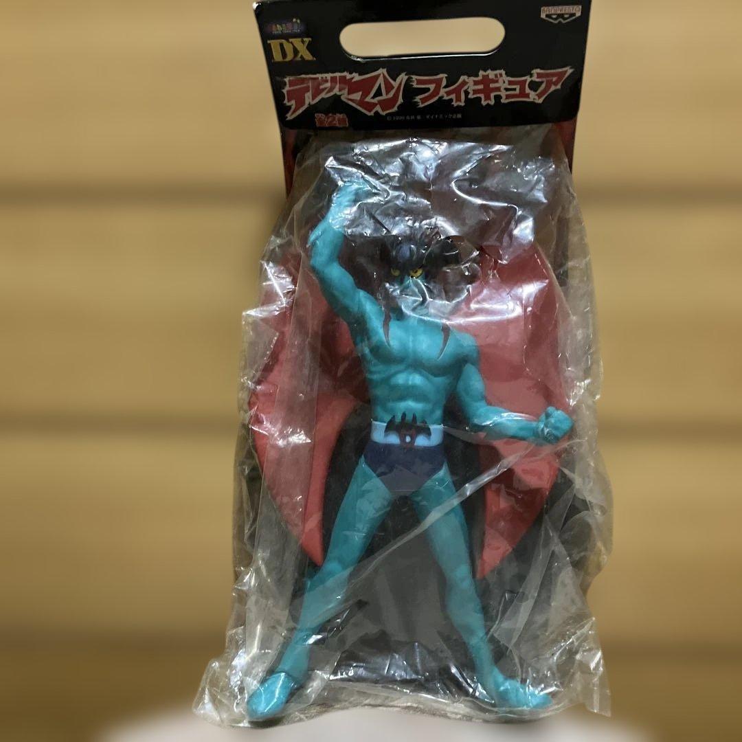 デビルマンフィギュア2体＆フレーム2個