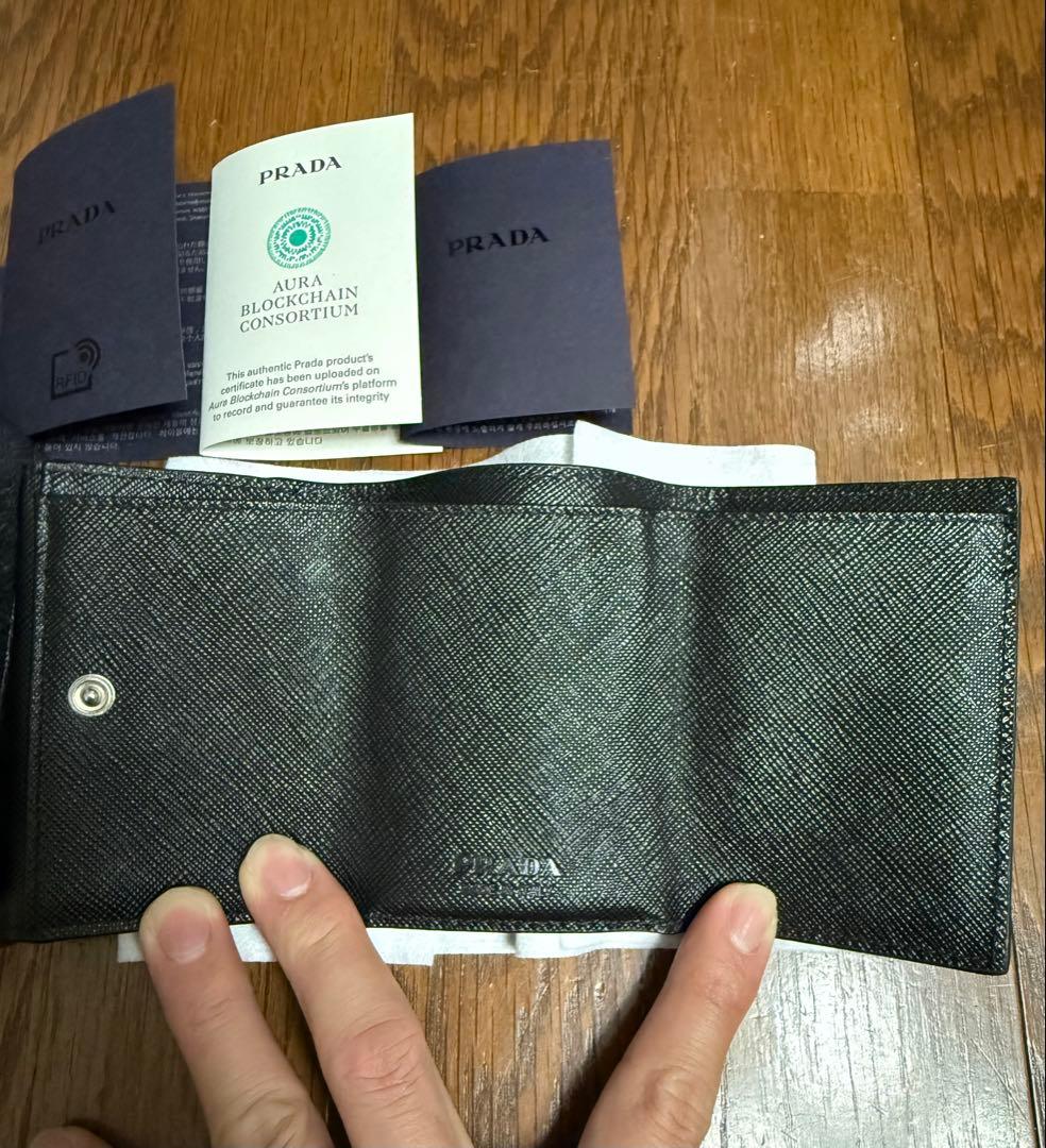 PRADA サフィアーノレザー 三つ折り財布