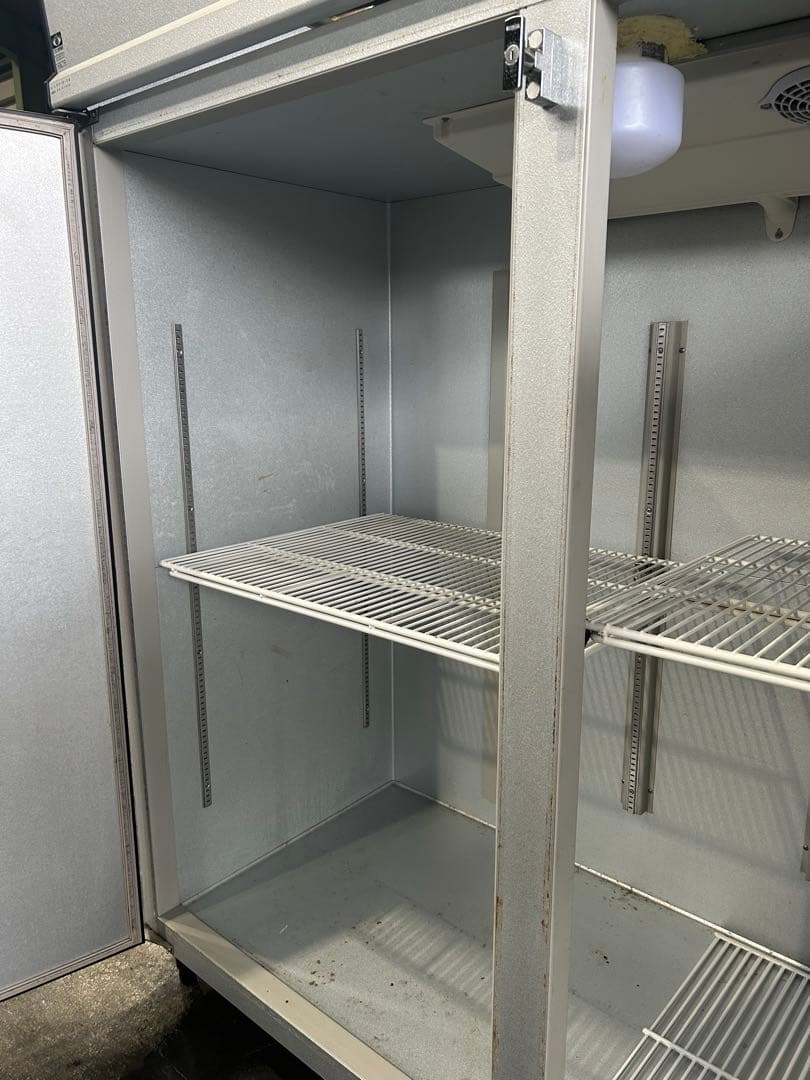 大和冷機　2015年式　業務用冷蔵庫　631Ｄ-ＦＳ