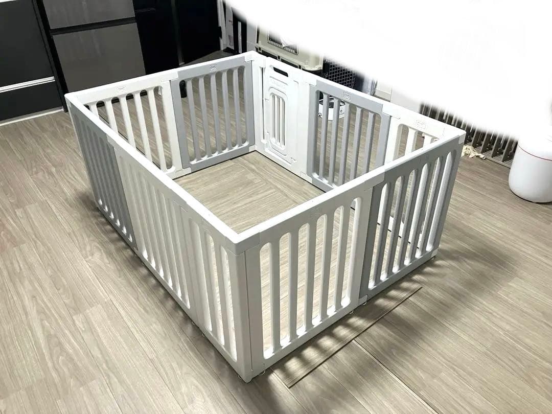 【美品】「檻感のない」ペットサークル ドア付き