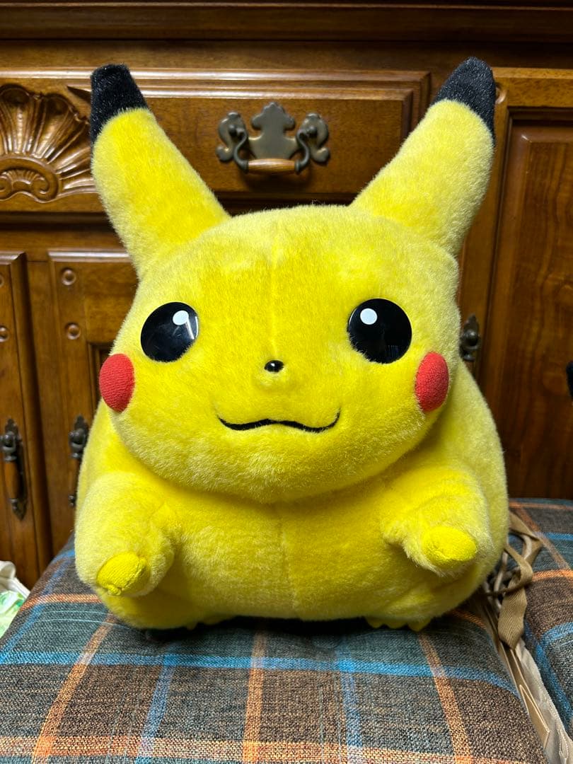 ピカチュウ　ぬいぐるみ　等身大　初期　TOMY