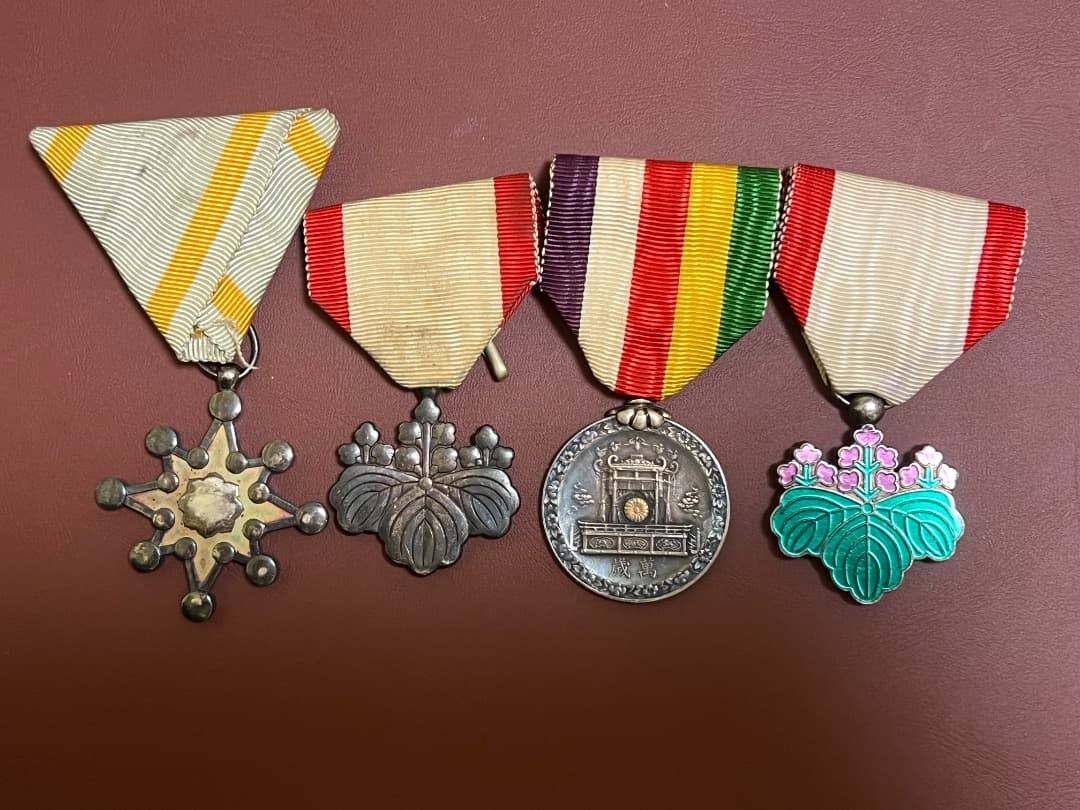 勲章　造幣局　八等　七等　記念章　銀製　ミリタリー　アンティーク　骨董