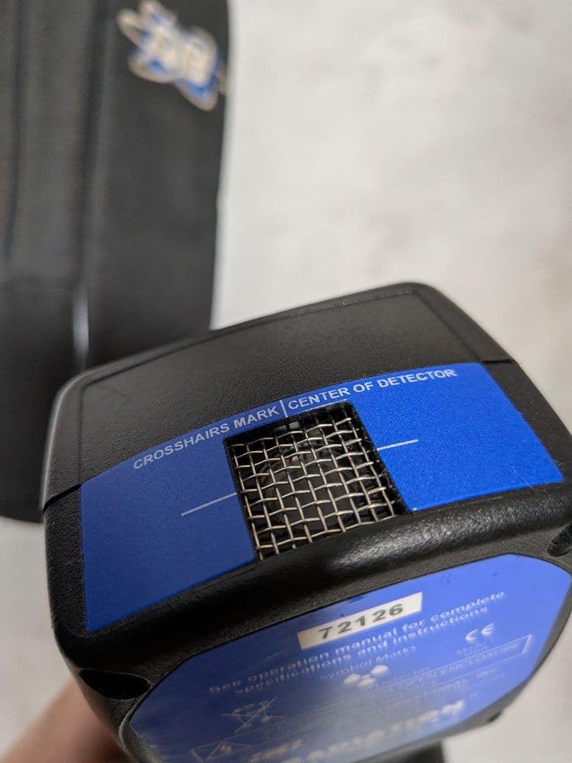 Radiation Alert 放射線測定器 ケース付き　ガイガーカウンター