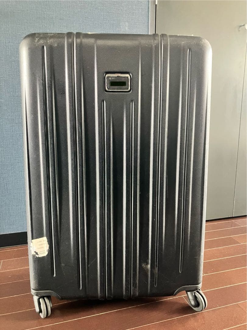 TUMI トゥミ V3 ラージ　黒　4輪スーツケース